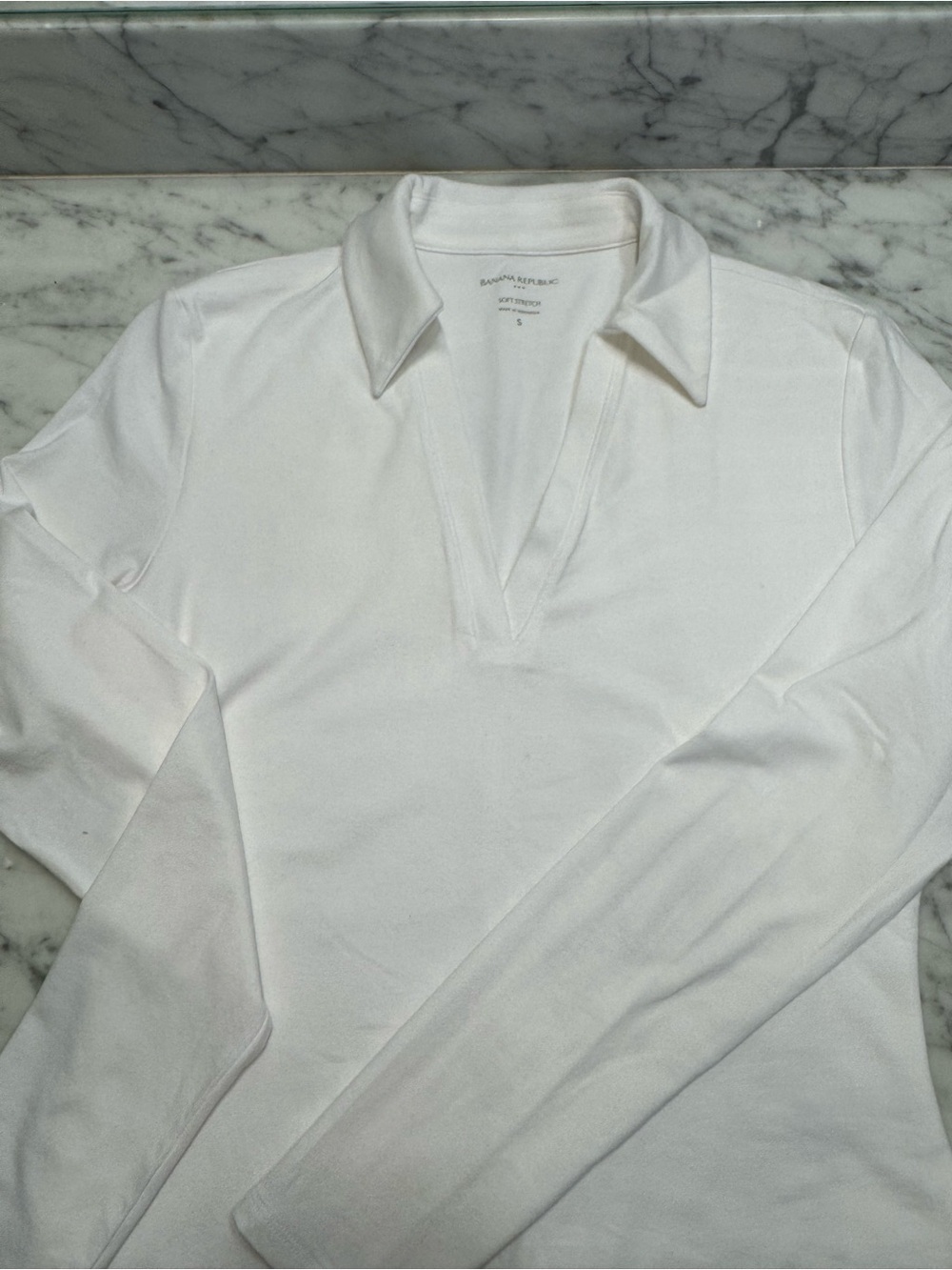 Banana Republic Men's White Long Sleeve Polo Knit